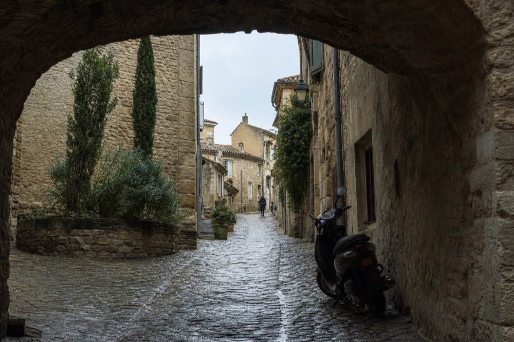Stone lane in Châteauneuf-du-Pape village, no text, no logos, no people